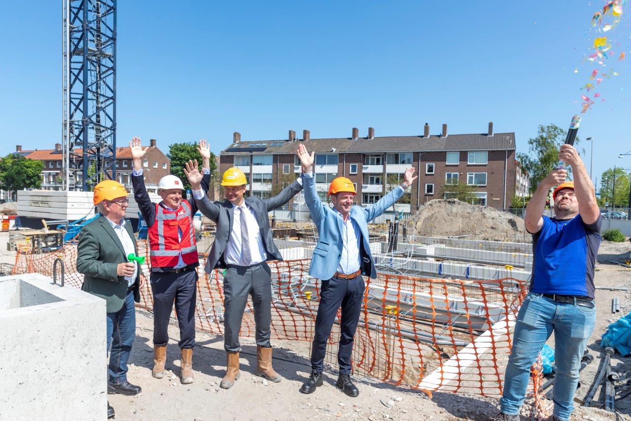 Feestelijke handeling start bouw Ravelijn in Diemen